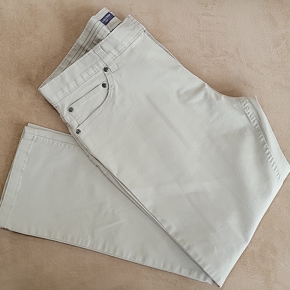 Men's Van Heusen Flex Khaki Straight Leg Pants Size 34W x 29L EUC - Picture 3 of 12